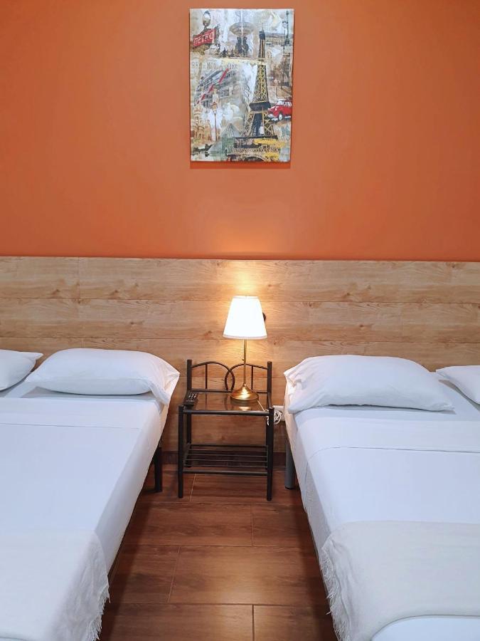 Apartamentos Fuencarral Madrid Eksteriør bilde
